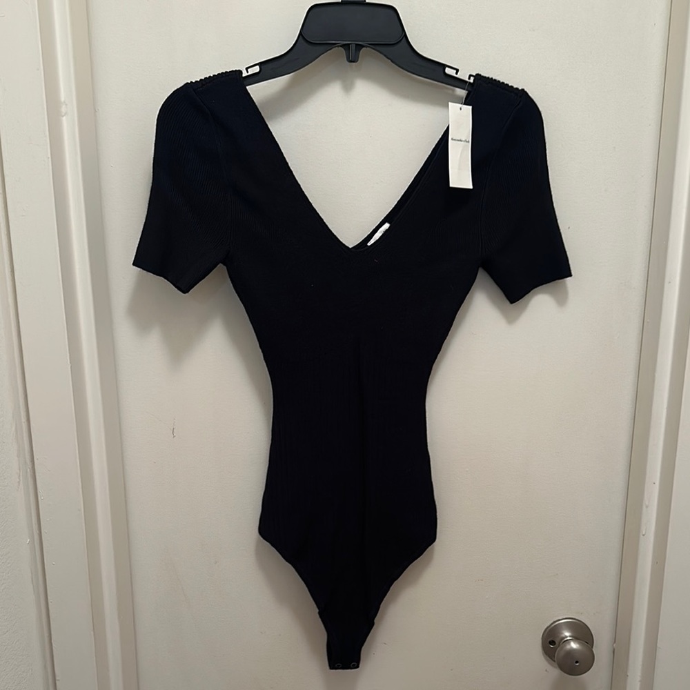 Abercrombie Black V-Neck Bodysuit - Light Sweater Material